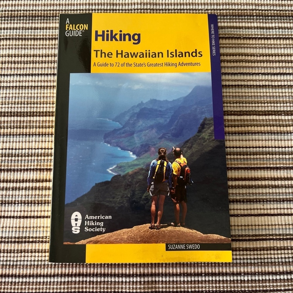 📚📚 3 for $15 📚📚 Paperback Book ~ Hiking The Hawaiian Islands By: Suzanne Swedo